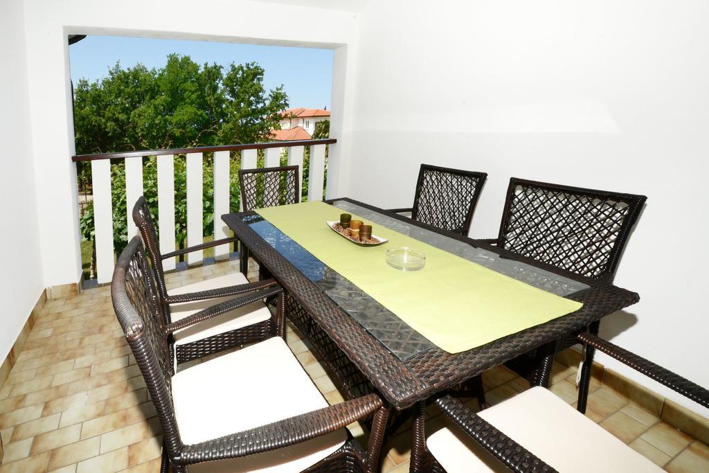 Apartments Tena Porec Ruang foto